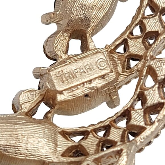 Crown Trifari Vintage Brooch Pin Gold Rhinestone - Picture 7 of 8